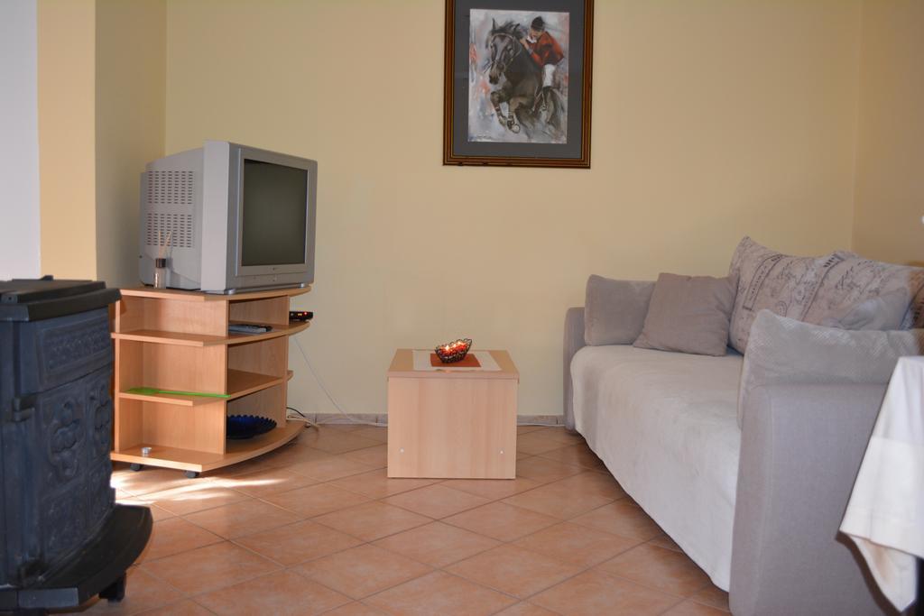Holiday Home Lana Saborsko Buitenkant foto